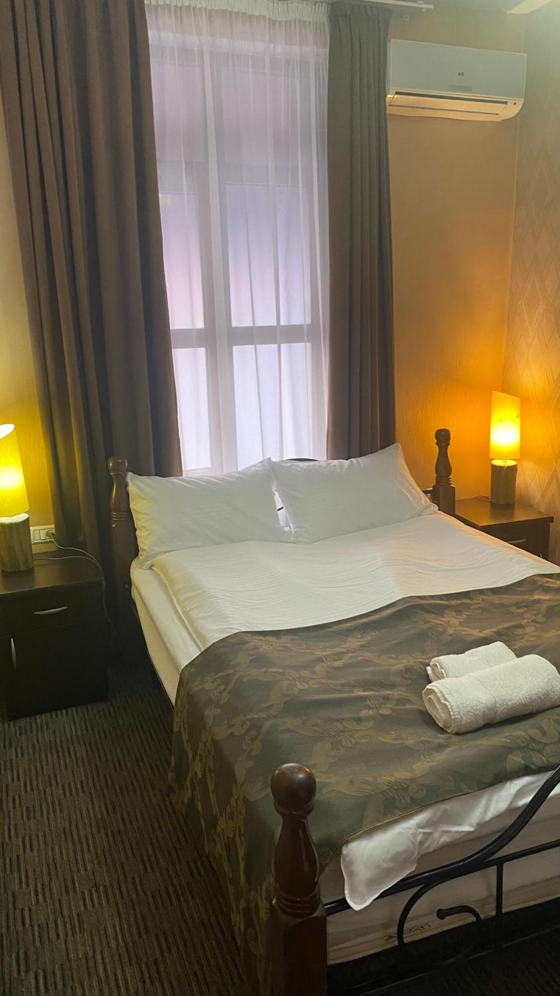 Hotel Old Rustaveli Tbiliszi Kültér fotó