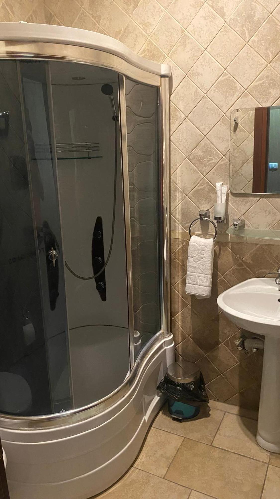 Hotel Old Rustaveli Tbiliszi Kültér fotó